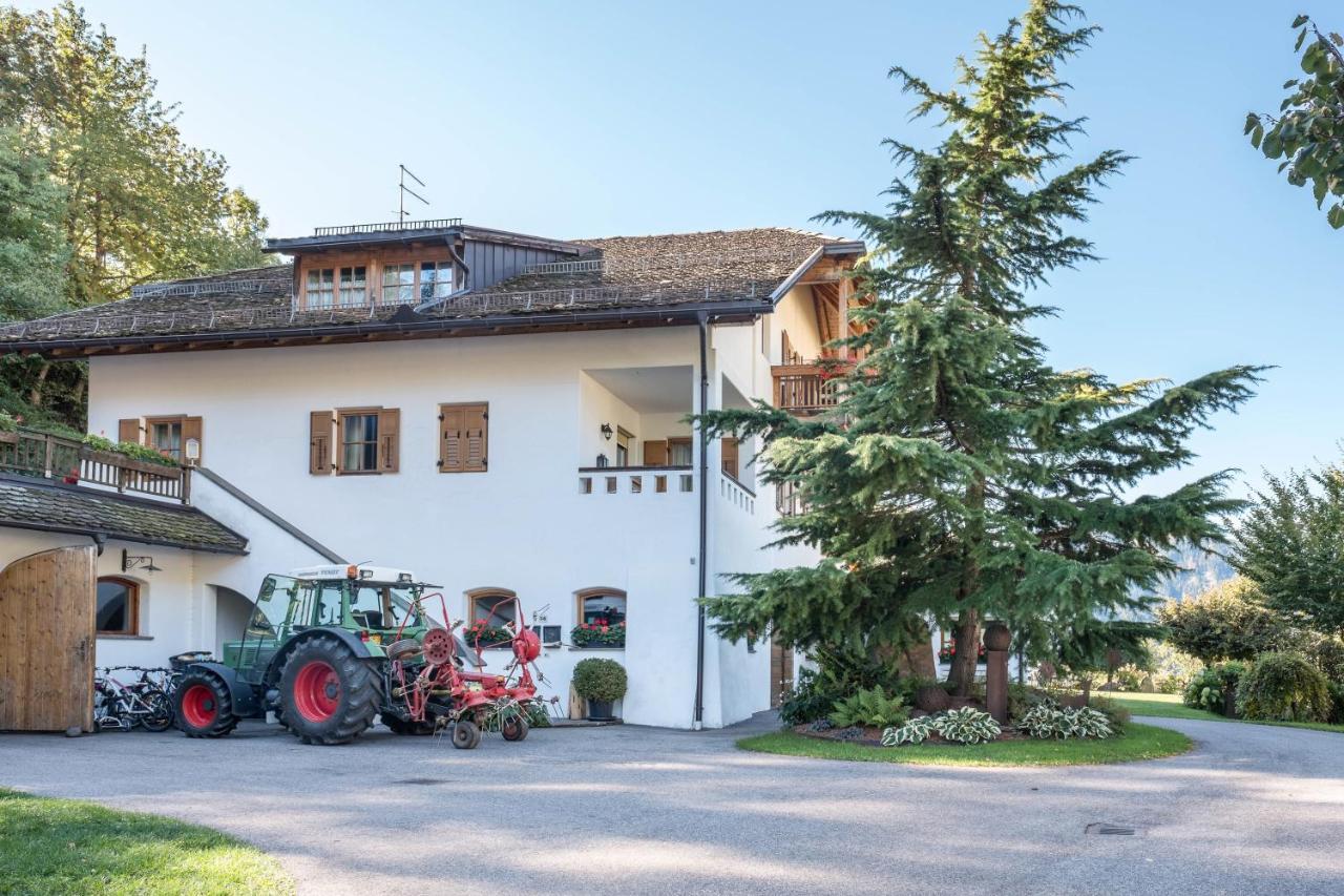 Lotschenhof Apt Tulpe Trodena Exteriör bild